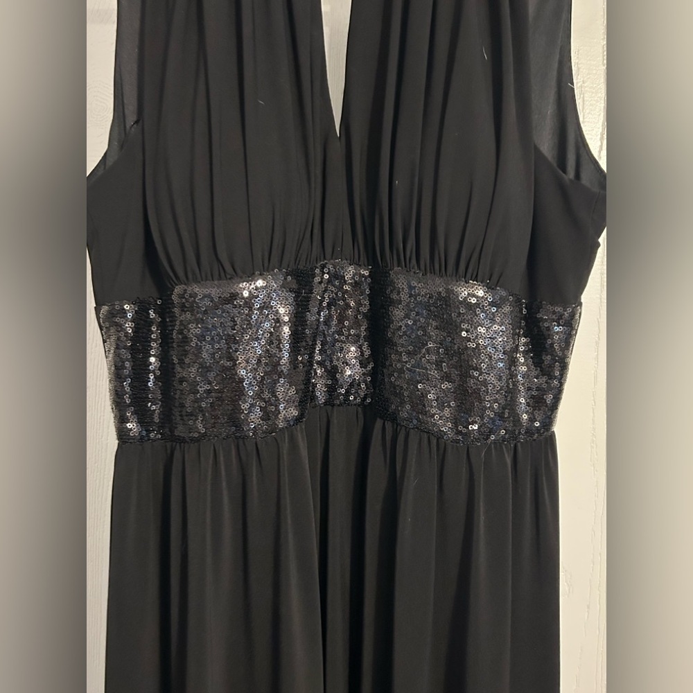 R&M Richards black sequin halter maxi gown 12P - Picture 2 of 9